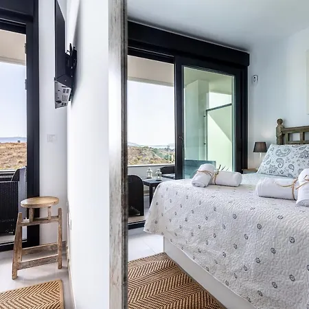 En Viento De Tramontana Apartment